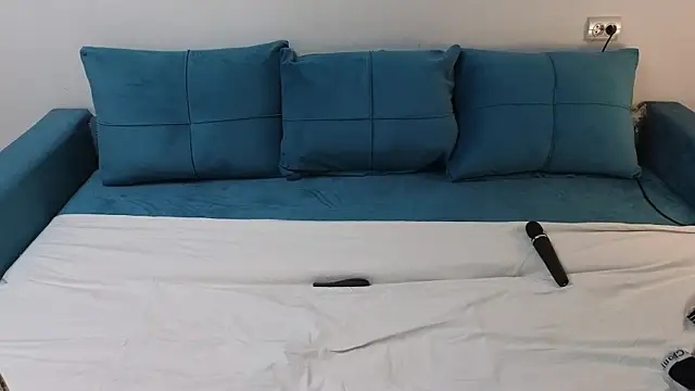 July Kane online show from April 2026 06:49:02 AM