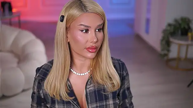 EvaZane online show from February 2026 06:49:02 PM