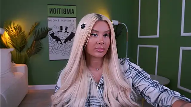 EvaZane online show from April 2026 09:56:01 AM