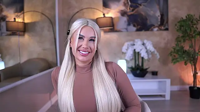 EvaZane online show from March 2026 08:43:02 PM