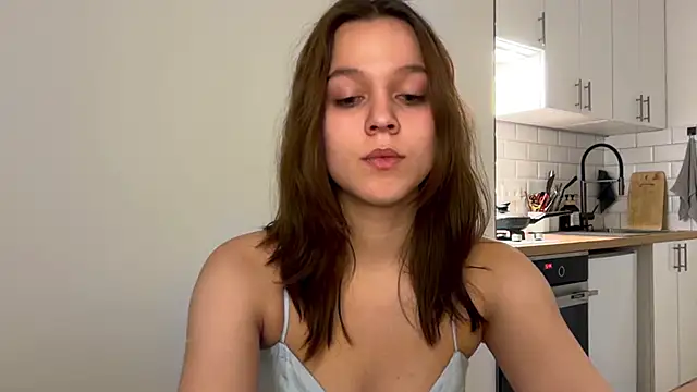 Addelin Moon online show from October 2025 03:48:01 PM