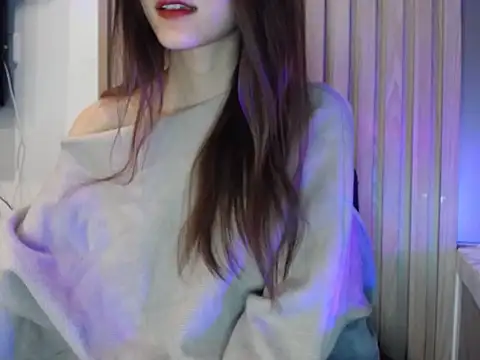 LiDonnaa online show from December 2025 02:17:01 PM