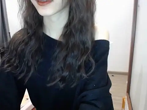 LiDonnaa online show from February 2025 01:46:01 PM