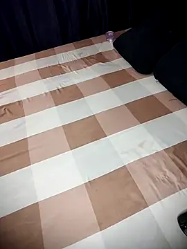 Snapshot of KikiLovesD chatting on September 2025 10:38:02 AM KikiLovesD online show from September 2025 10:38:02 AM