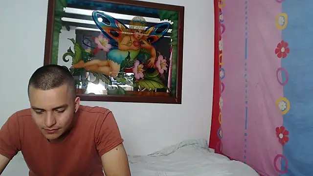Snapshot of lizandandrew_hot chatting on March 2025 12:58:02 AM lizandandrew hot online show from March 2025 12:58:02 AM