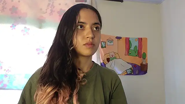 Snapshot of ViolettaSummer chatting on January 2025 03:26:01 PM ViolettaSummer online show from January 2025 03:26:01 PM