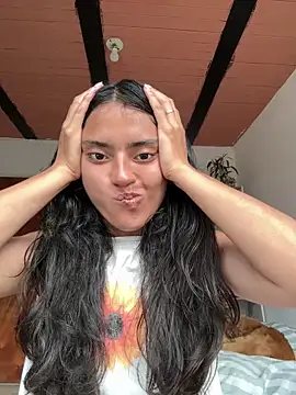 ViolettaSummer online show from April 2026 08:01:02 PM