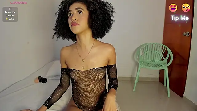 Lorena Hawkins online show from October 2025 04:42:02 PM
