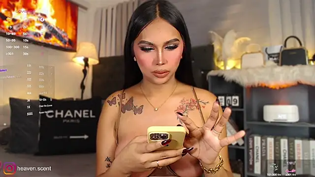 Snapshot of Angela_foxx chatting on February 2025 06:43:02 PM Angela foxx online show from February 2025 06:43:02 PM