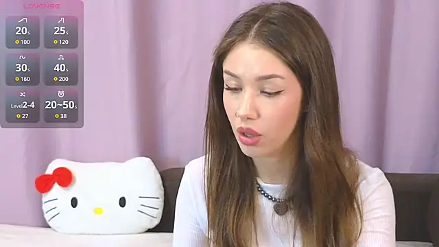 Snapshot of ellie_kramer chatting on July 2026 09:33:01 PM ellie kramer online show from July 2026 09:33:01 PM