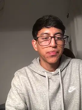 modelo180 online show from September 2025 10:31:02 PM