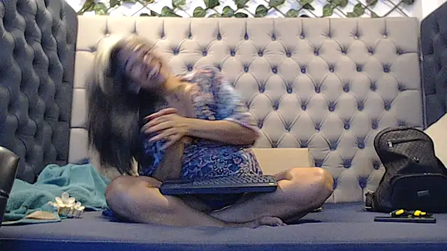 chanel grant online show from February 2026 09:58:02 PM