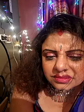 Snapshot of Maaya66 chatting on February 2025 06:13:02 PM Maaya66 online show from February 2025 06:13:02 PM