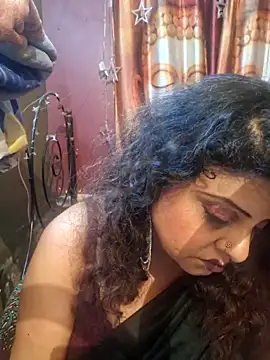 Snapshot of Maaya66 chatting on February 2025 07:14:02 PM Maaya66 online show from February 2025 07:14:02 PM