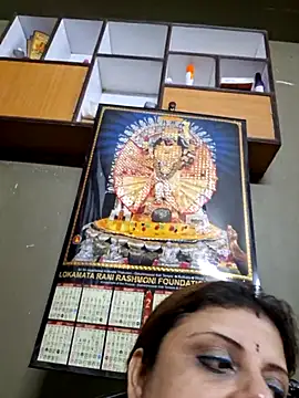 Snapshot of Maaya66 chatting on September 2025 05:28:01 PM Maaya66 online show from September 2025 05:28:01 PM