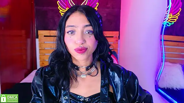 REDHOTTER  online show from April 2026 07:42:01 PM