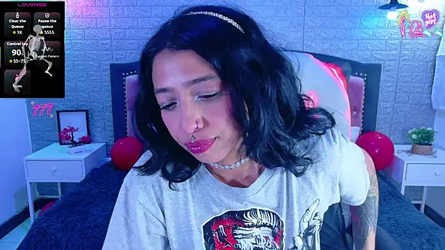 REDHOTTER  online show from March 2026 07:43:02 PM