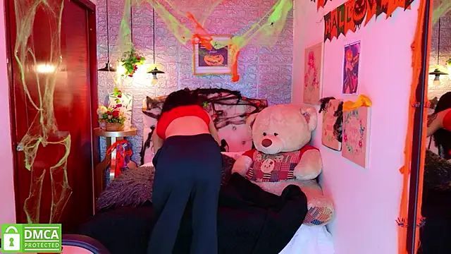 REDHOTTER  online show from October 2025 08:19:02 PM