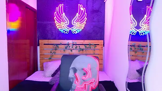 REDHOTTER  online show from March 2026 07:49:01 PM