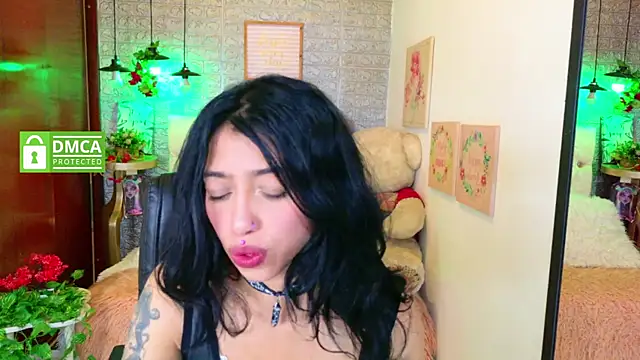 REDHOTTER  online show from September 2025 07:53:02 PM