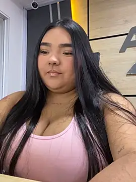 little lissiee online show from February 2026 03:00:01 PM