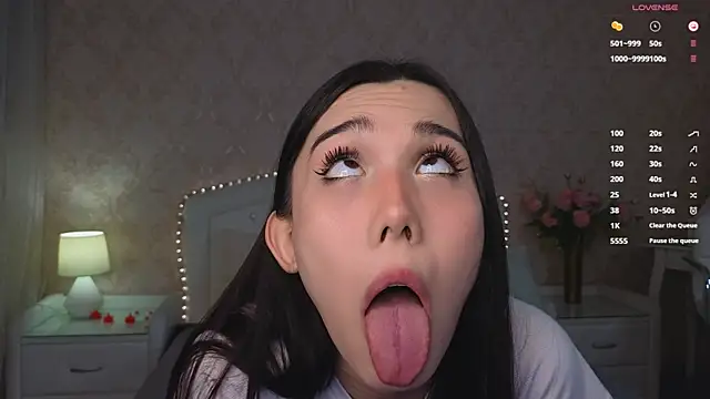 Snapshot of Kaia_Sunshine_Mia chatting on March 2025 03:42:01 PM Kaia Sunshine Mia online show from March 2025 03:42:01 PM