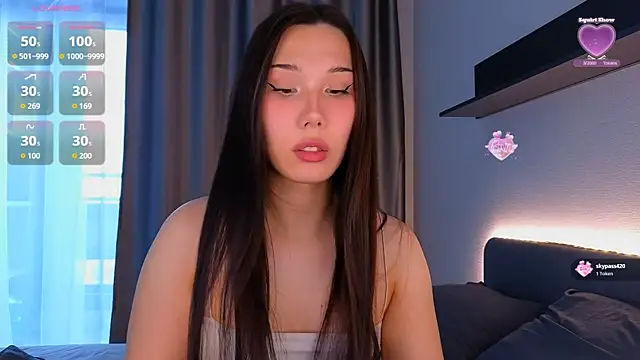 Kaia Sunshine Mia online show from May 2026 12:11:01 PM