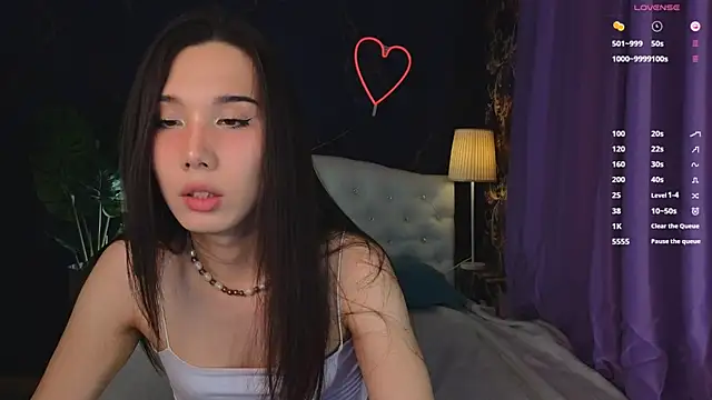 Snapshot of Kaia_Sunshine_Mia chatting on January 2025 03:25:02 PM Kaia Sunshine Mia online show from January 2025 03:25:02 PM