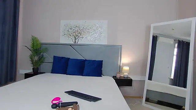 Snapshot of NicoleRosss chatting on December 2025 09:37:02 AM NicoleRosss online show from December 2025 09:37:02 AM