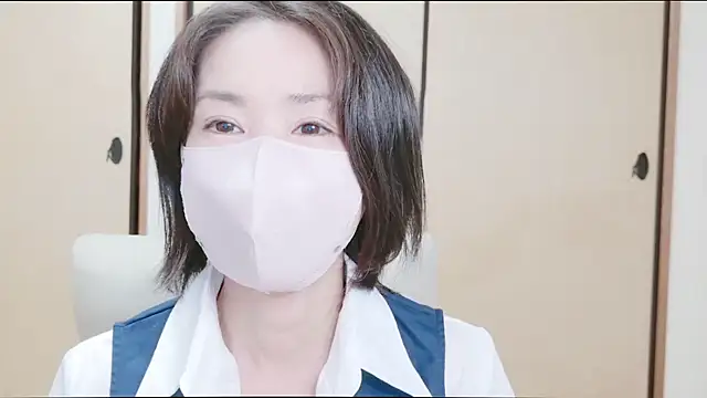 Snapshot of xxArisaxx chatting on December 2025 06:04:01 AM xxArisaxx online show from December 2025 06:04:01 AM