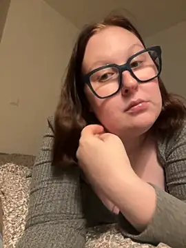 Misssmilf online show from December 2025 02:26:02 PM