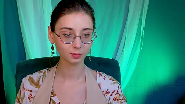 Orianna Fox online show from October 2025 01:23:01 PM