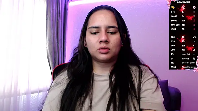 Snapshot of Lexyevans chatting on February 2025 08:37:01 PM Lexyevans online show from February 2025 08:37:01 PM