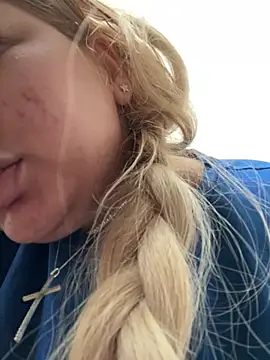 AllysonK online show from May 2026 11:27:01 AM