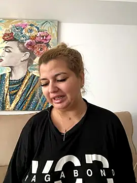 AllysonK online show from September 2025 11:16:02 AM
