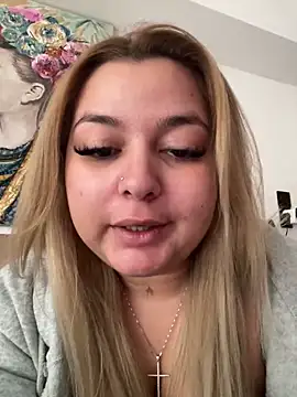 AllysonK online show from March 2025 10:18:02 AM