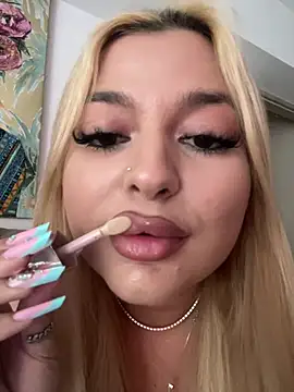 AllysonK online show from May 2026 12:46:01 PM
