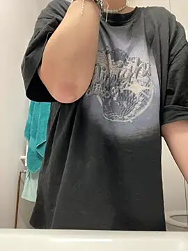 AllysonK online show from March 2026 10:16:01 AM