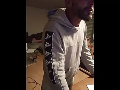 Snapshot of rosaeichel chatting on February 2026 11:44:02 PM rosaeichel online show from February 2026 11:44:02 PM