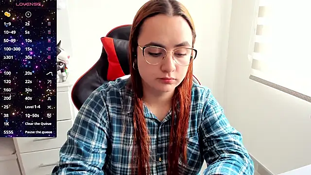 maryluna95 online show from September 2025 05:36:01 PM