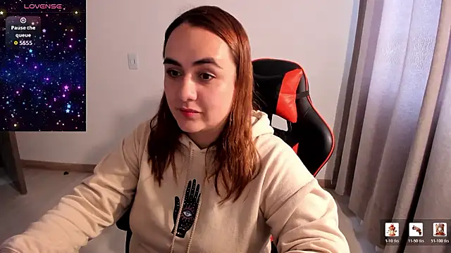 maryluna95 online show from February 2026 06:08:02 PM