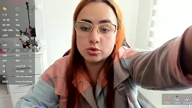 maryluna95 online show from September 2025 05:09:01 PM