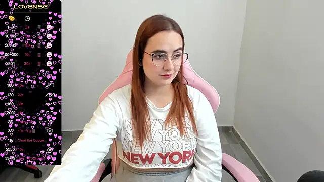 maryluna95 online show from March 2025 05:11:02 PM
