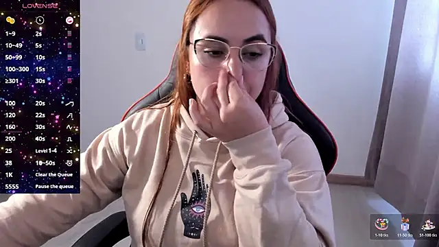 maryluna95 online show from October 2025 02:07:02 PM