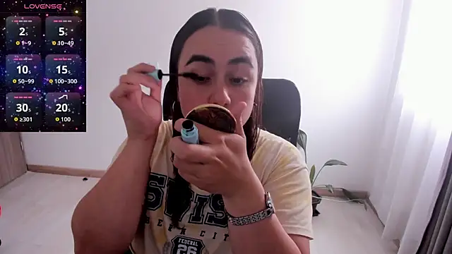 maryluna95 online show from May 2026 06:39:01 PM