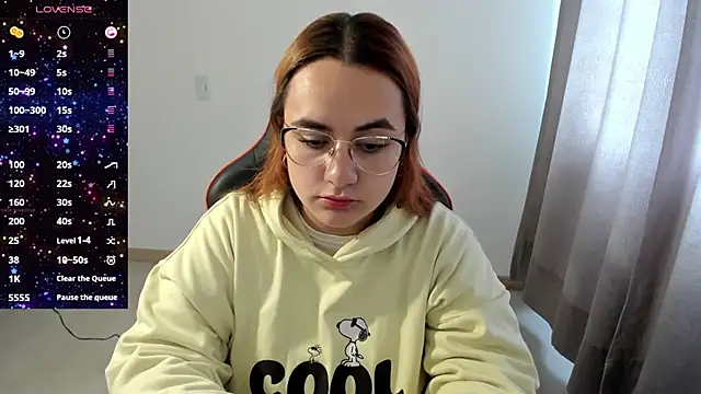 maryluna95 online show from November 2025 02:43:02 PM