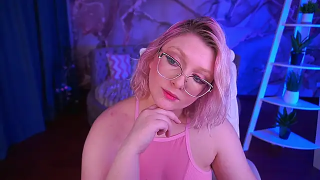 Snapshot of CoolTatis chatting on November 2025 02:21:01 PM CoolTatis online show from November 2025 02:21:01 PM