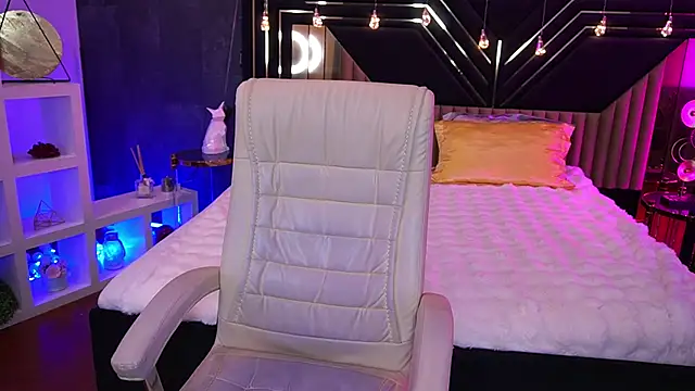 CoolTatis online show from January 2026 07:23:02 AM