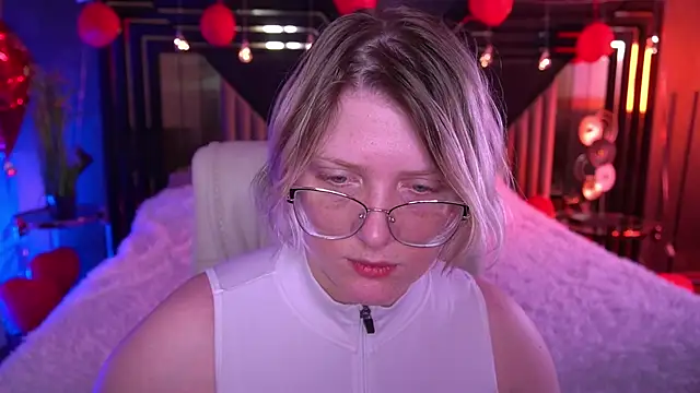 CoolTatis online show from February 2026 08:14:01 AM