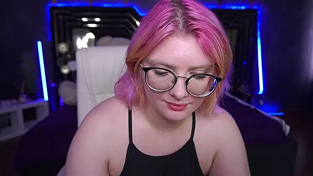 CoolTatis online show from September 2025 06:51:01 AM
